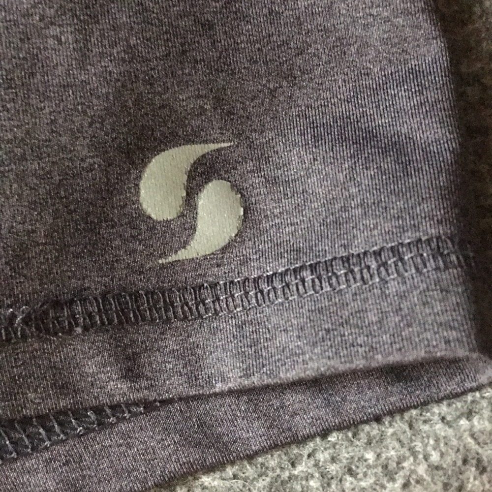 Spandex - Picture 4 of 5